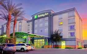 Holiday Inn Express & Suites Phoenix Airport